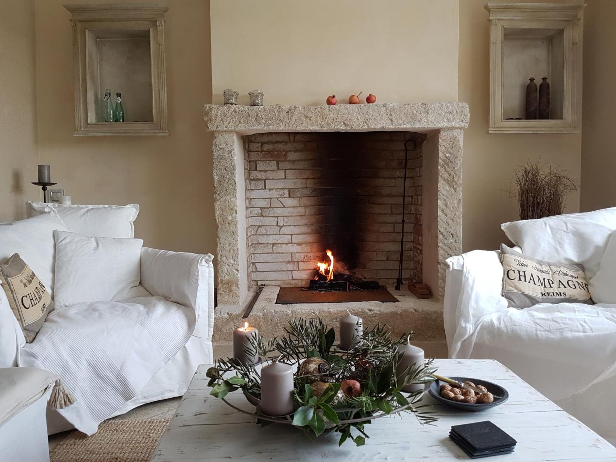 Fontaine De Cerier Bed & Breakfast Castillon-du-Gard Dış mekan fotoğraf