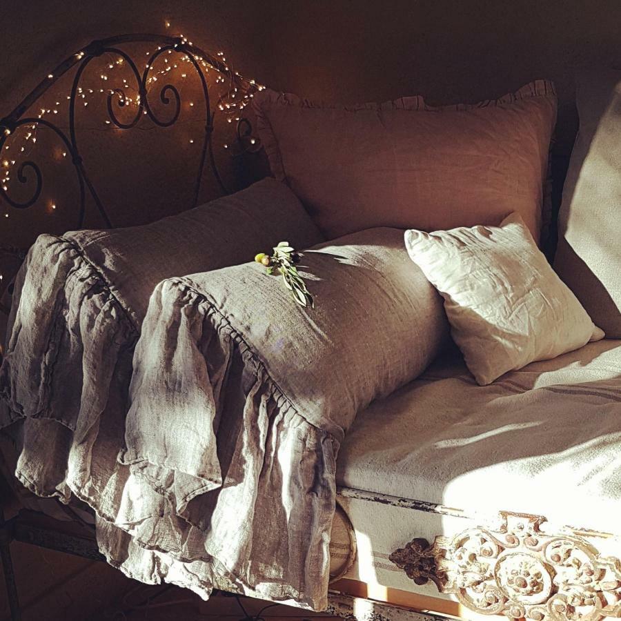 Fontaine De Cerier Bed & Breakfast Castillon-du-Gard Dış mekan fotoğraf